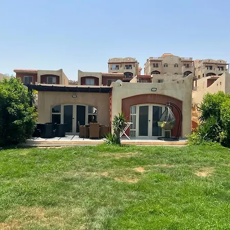 Villa Front Beach First Row Family Only Ain Sukhna Exterior photo